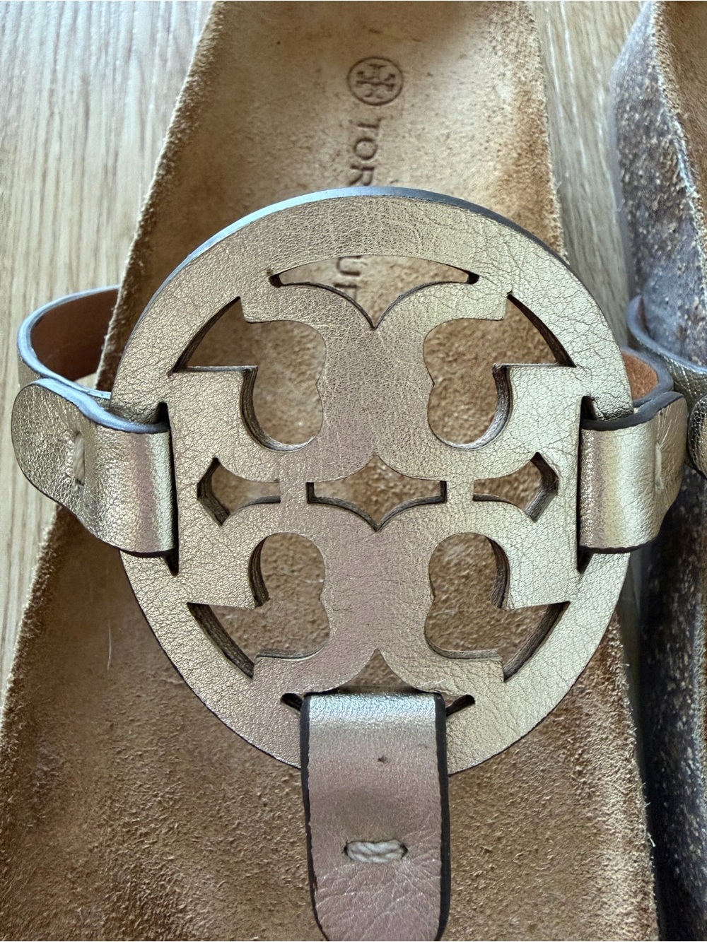 Tory Burch Miller Cloud sandals suede gold - Picture 6 of 6